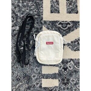 Supreme FW17 White Cross-body Shoulder Bag White / Black Strap